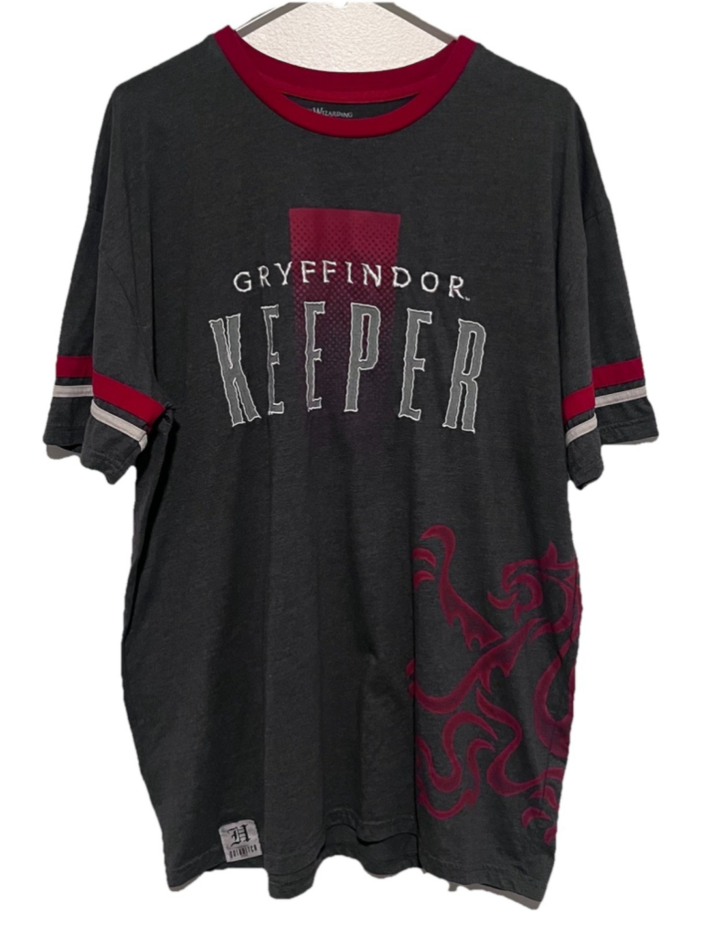 Universal Studios Wizarding World Harry Potter T-Shirt XL Gryffindor Keeper Tee